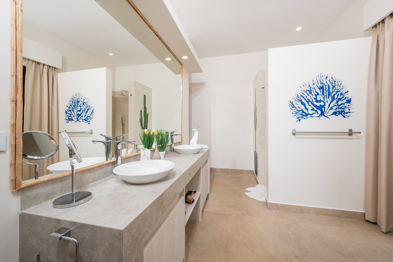 The Oasis Residence | Luxury Dual-Villa Estate for Sale in Senderos Tamarindo, Costa Rica