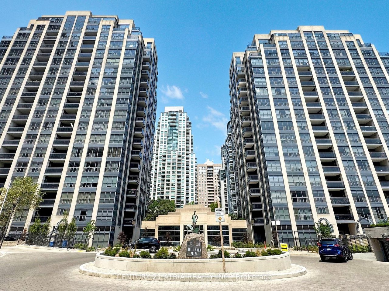 WILLOWDALE PENTHOUSE