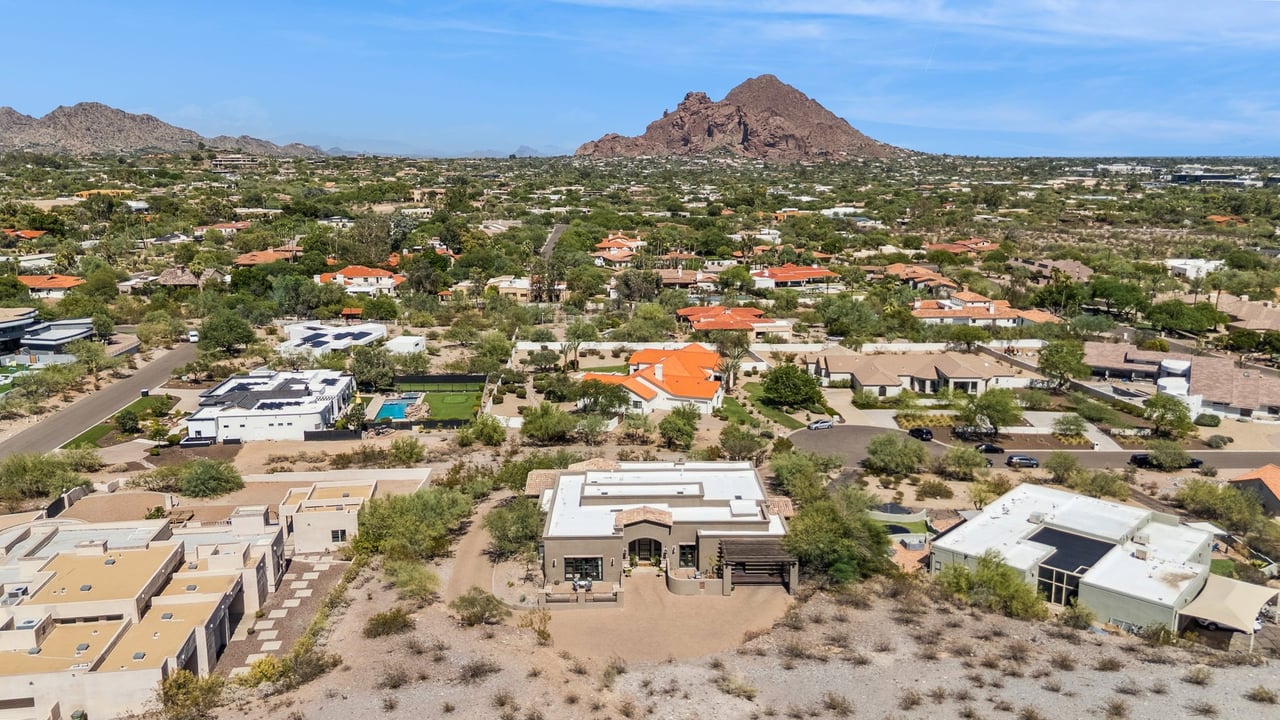 Explore Scottsdale & Paradise Valley Luxury Neighborhoods