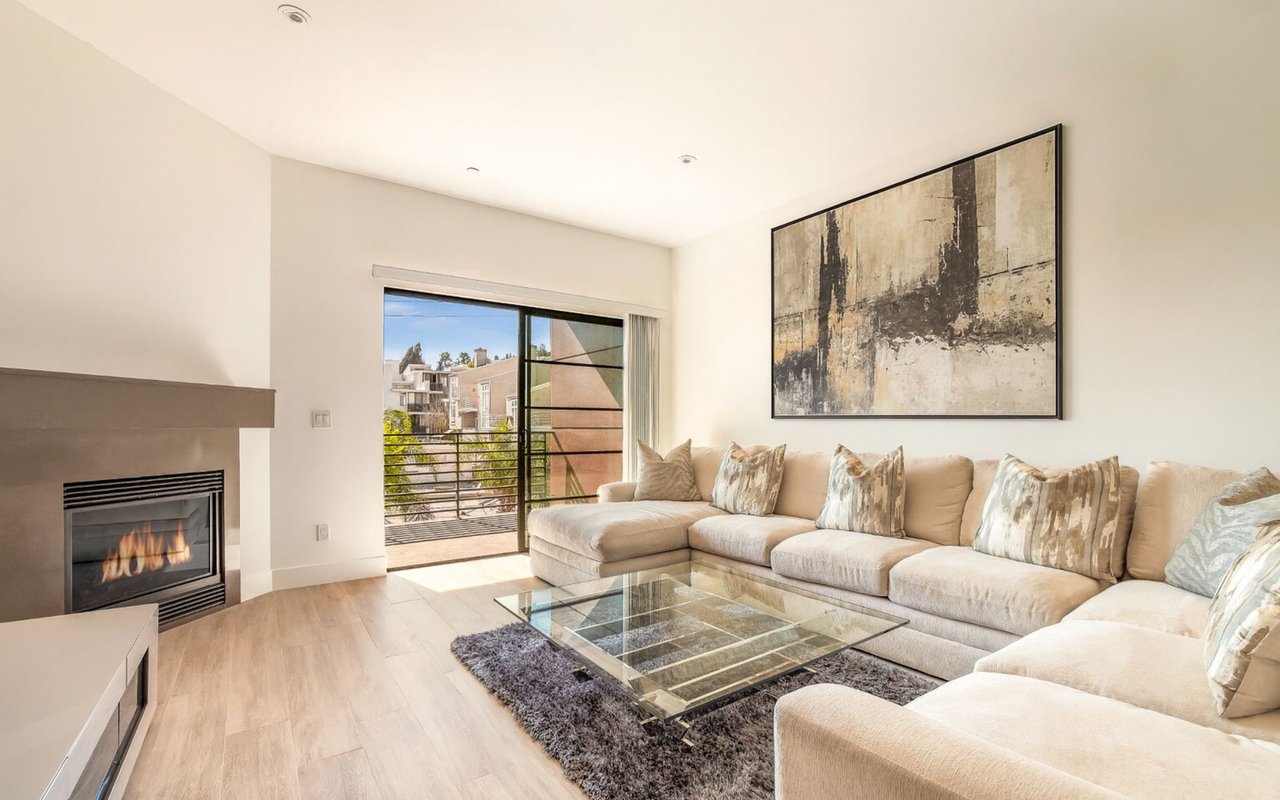 8788 Shoreham Dr Unit: PH43