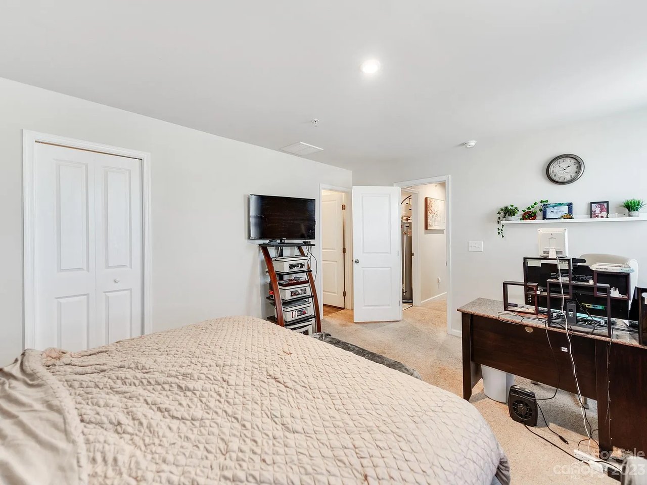 2499 Willow Pond Ln SE