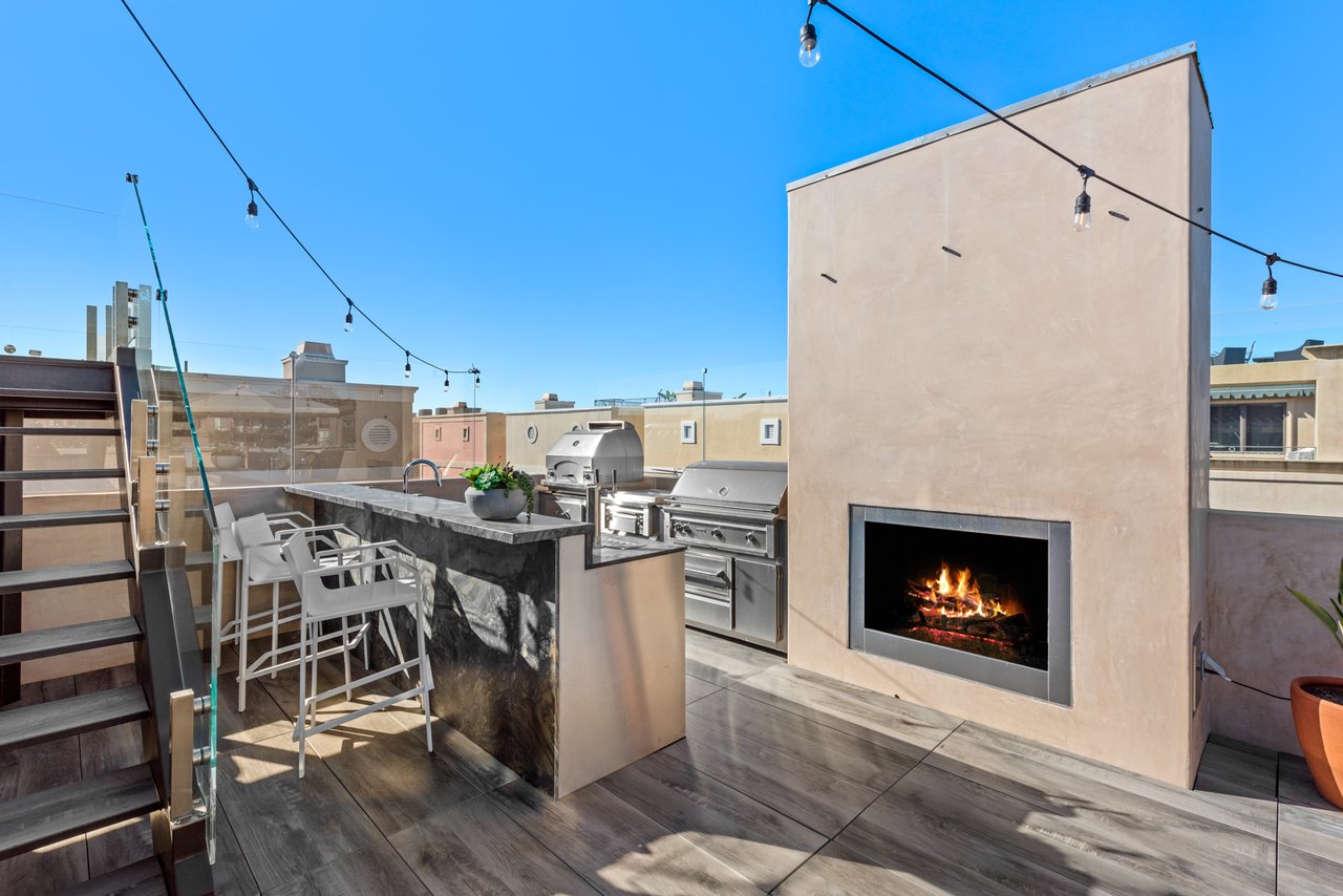 145 Channel Pointe Mall