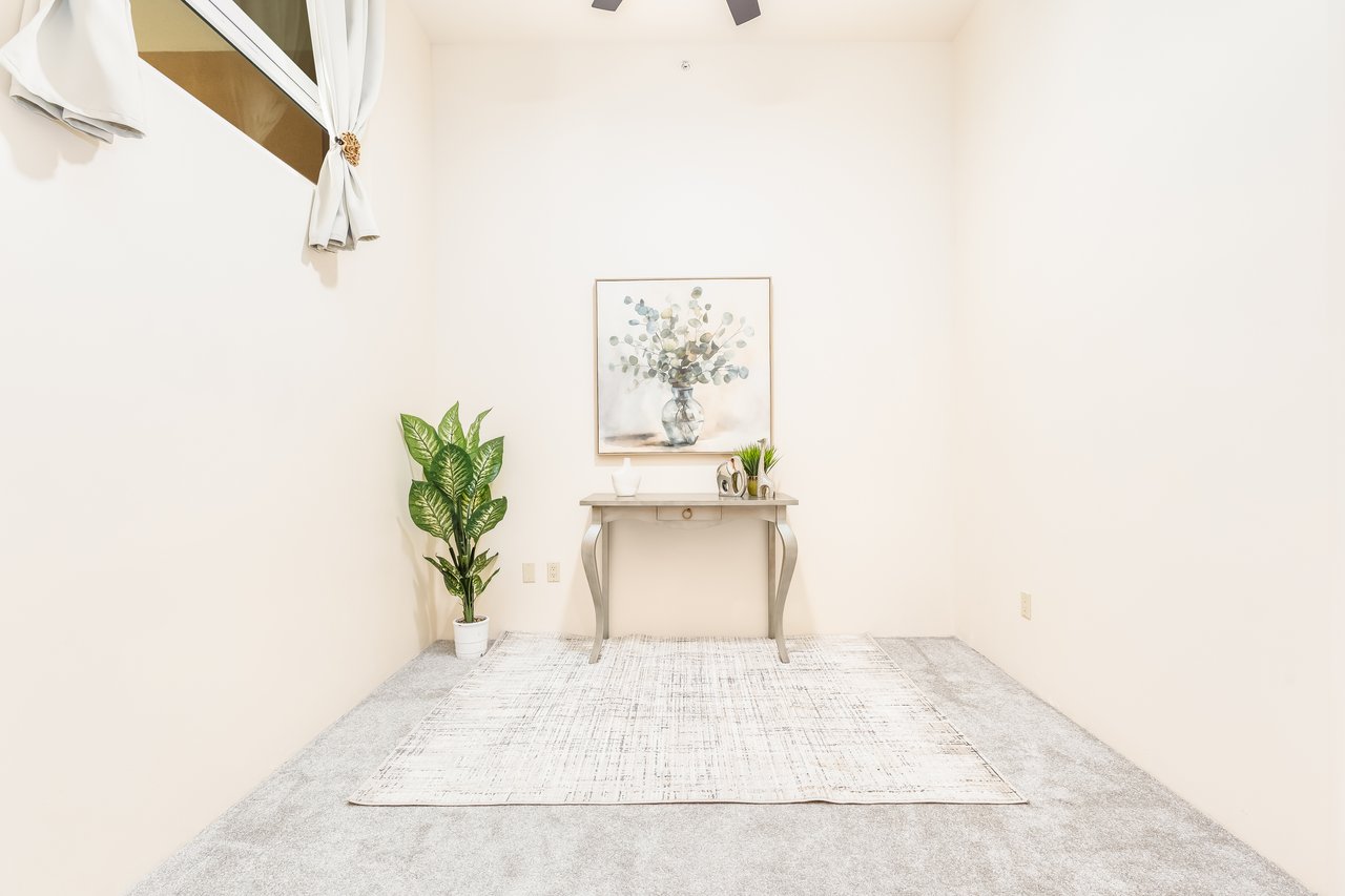 427 Launiu Street Unit #405