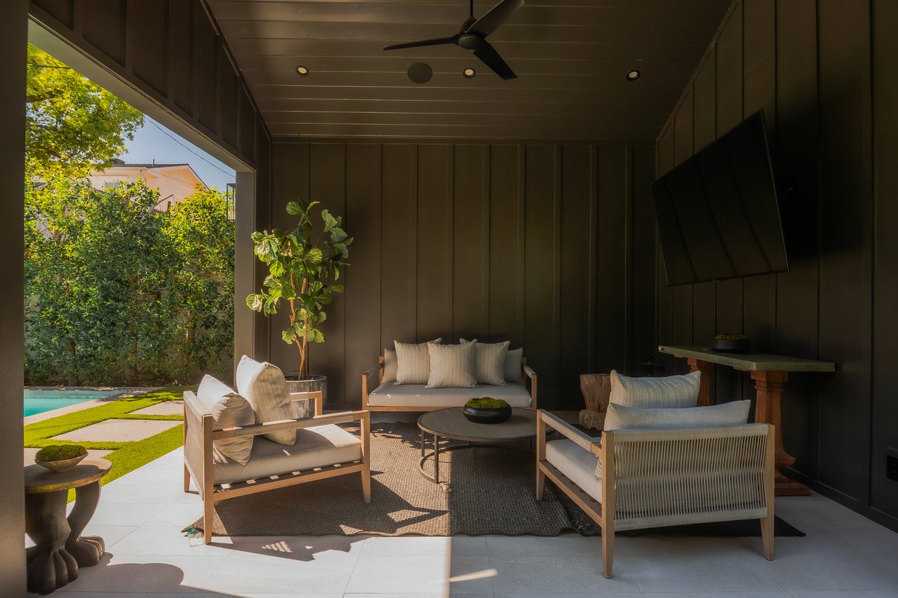 4261 Denny Ave, Toluca Lake 