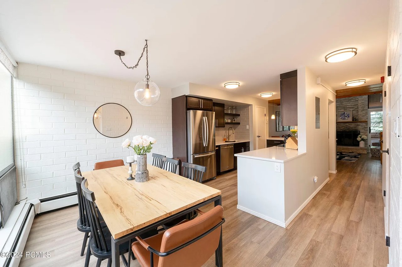 1800 Captain Molly Dr #294