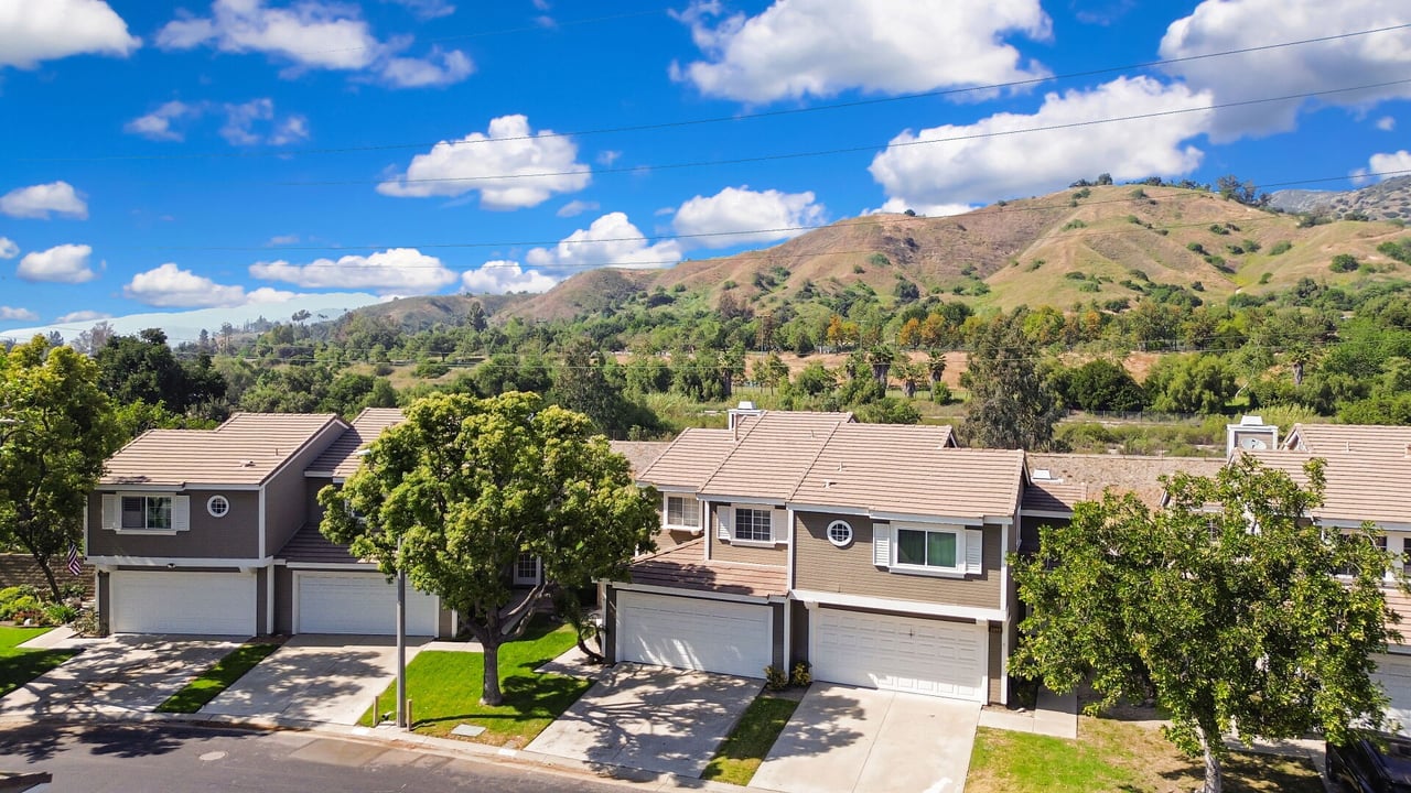1247 Deer Creek