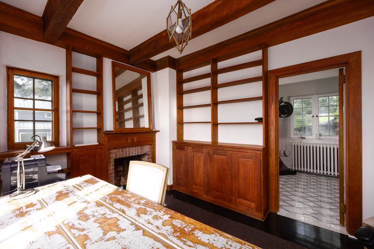 401 Woodmont Road