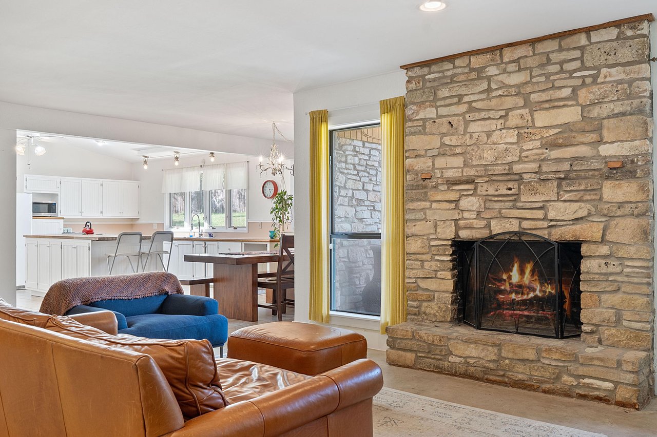 8705 S View Rd, Austin