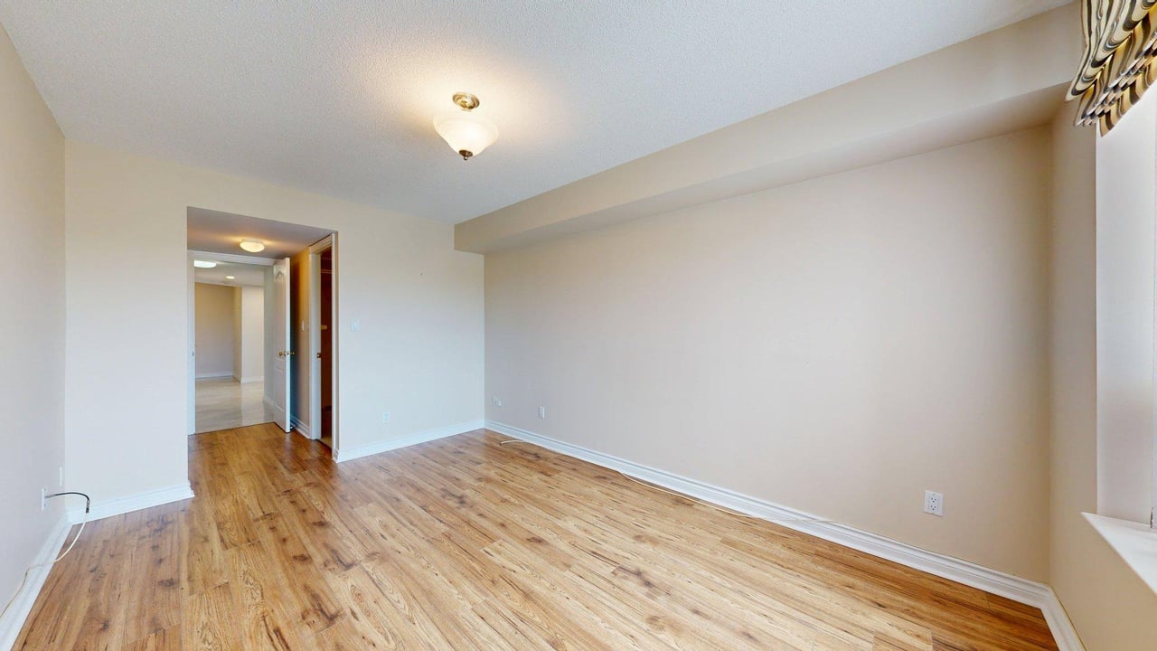 850 Steeles Avenue W Unit: 709