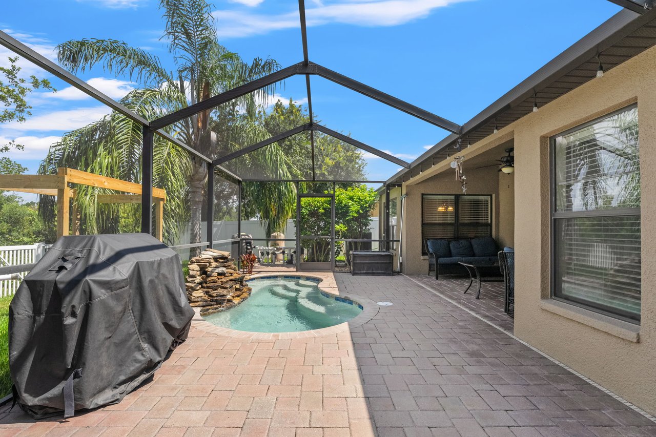 The Ultimate Wesley Chapel Retreat with Modern Upgrades