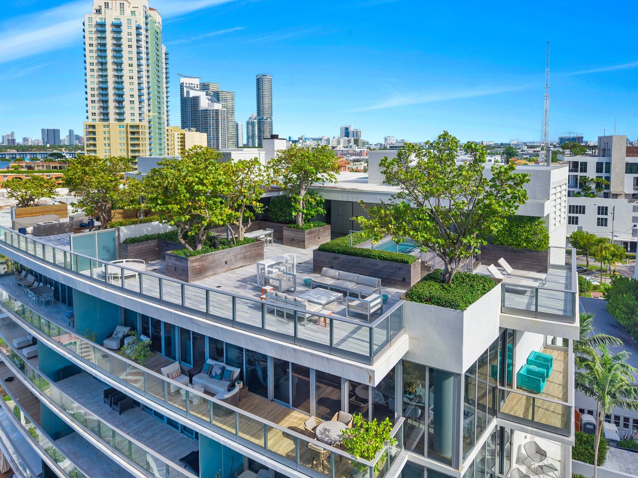 Marea Penthouse 2