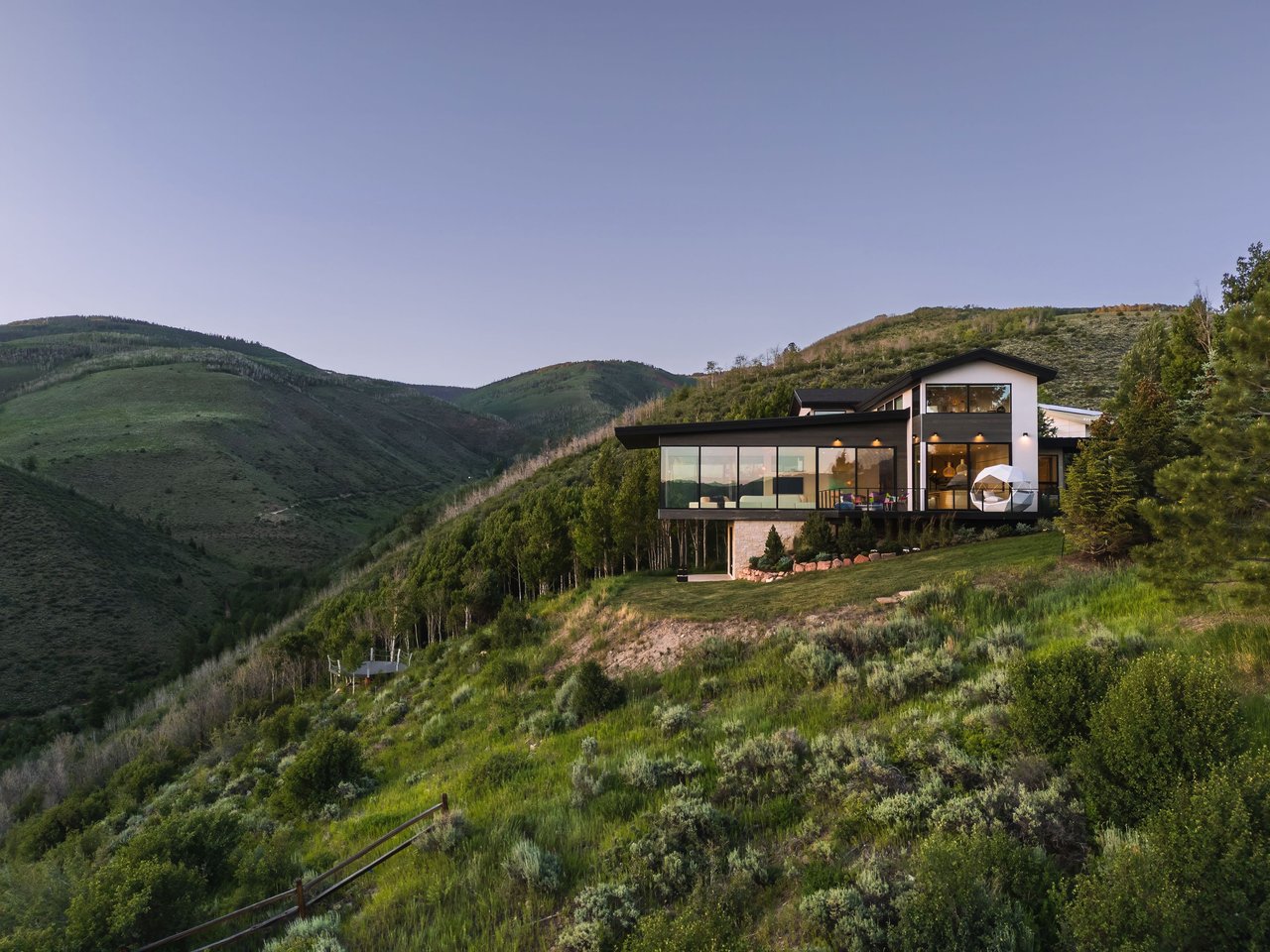 4380 June Point, Avon