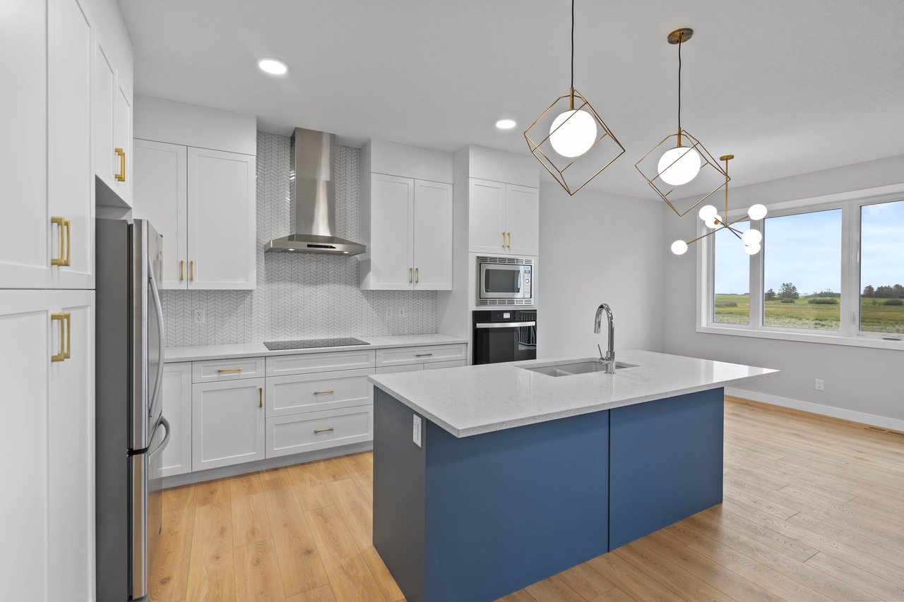 151 Belvedere Crescent SE