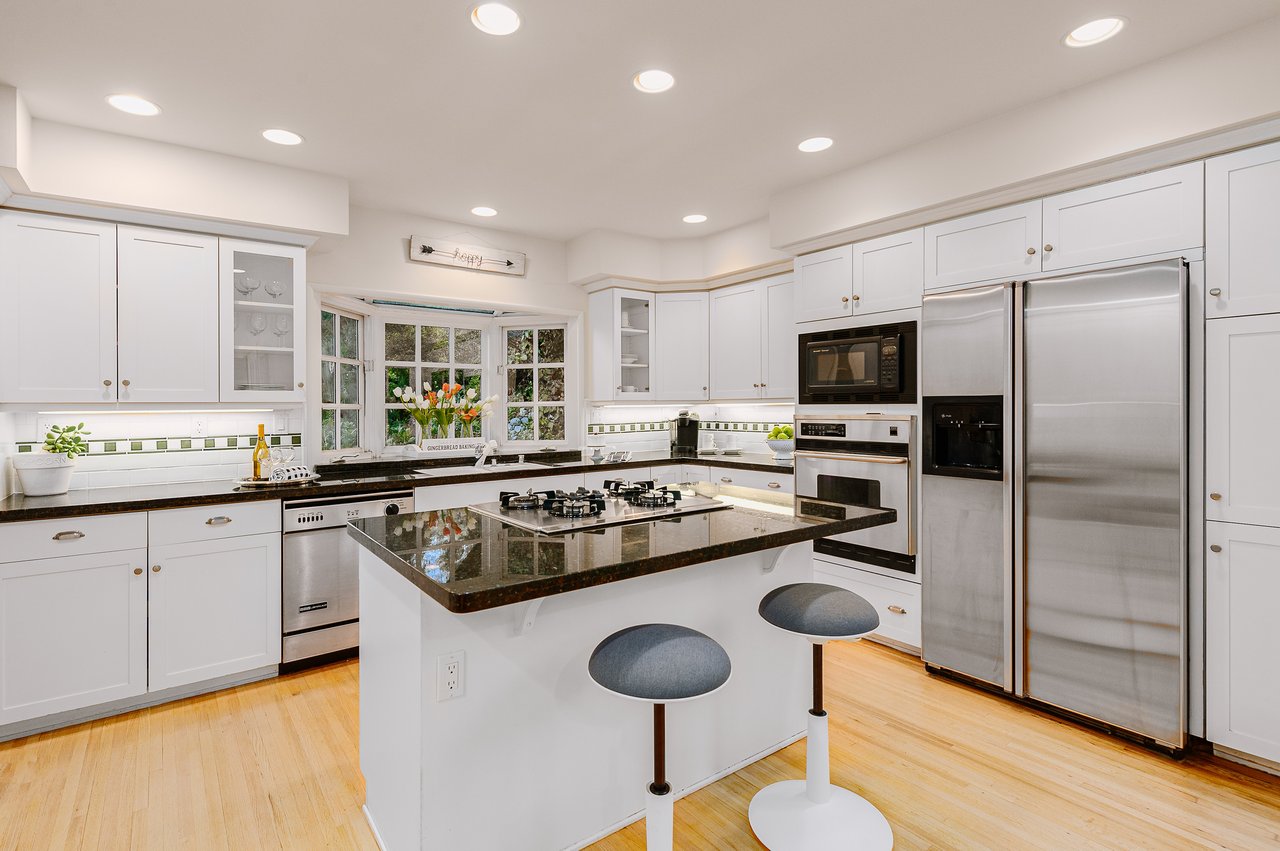 3662 Goodland Ave.