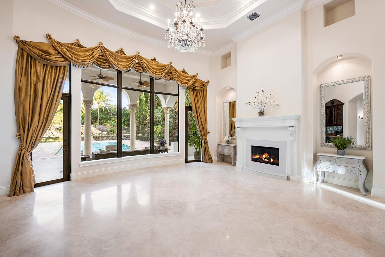8060 Twin Lake Drive