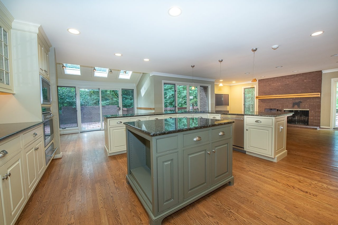 Bryn Mawr Custom Contemporary