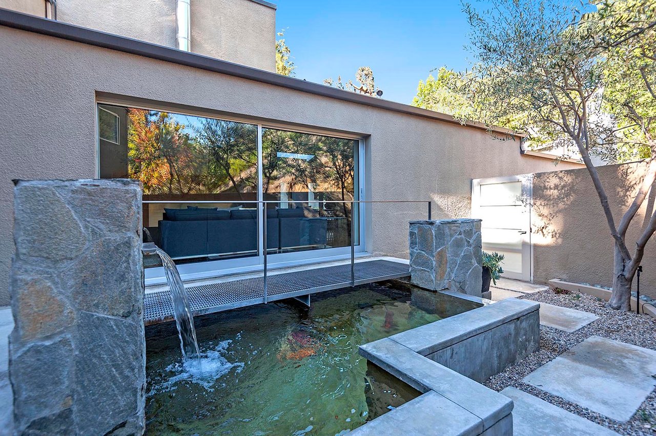 Architectural Lease | Upper Beachwood Canyon