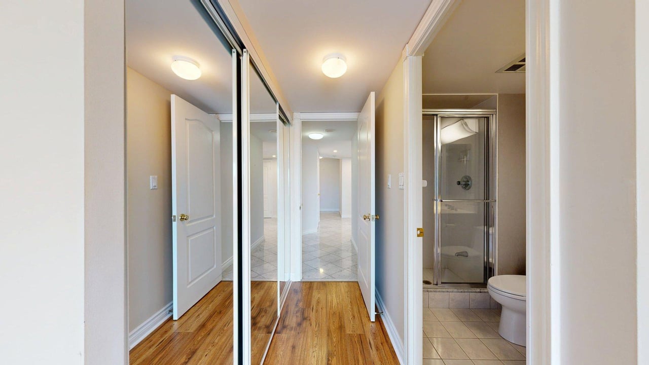 850 Steeles Avenue W Unit: 709