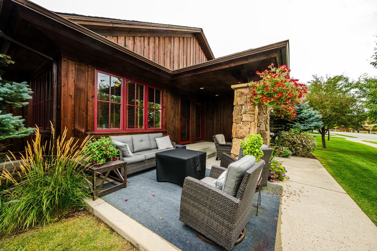 70 Cantle Ct