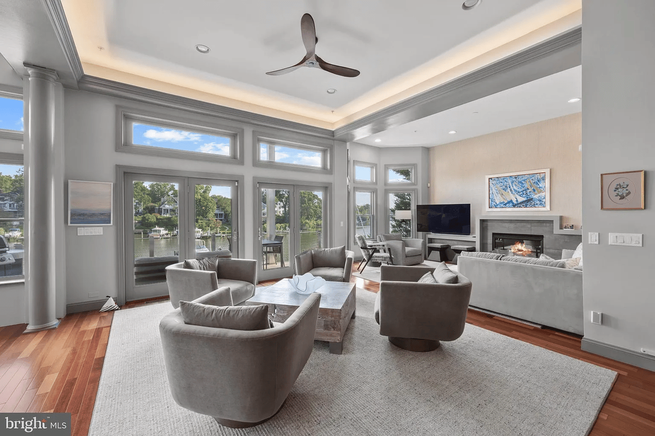 145 Spa Dr