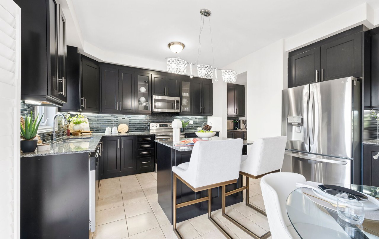 46 Lola Crescent