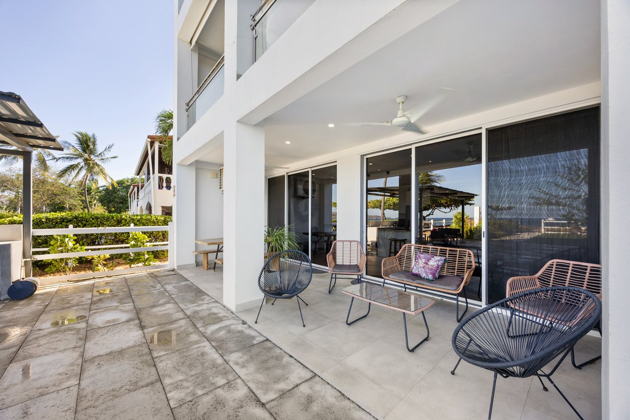 Golden Palms #4: Modern Beachfront Condo in Playa Potrero | 2 Bed, 2 Bath