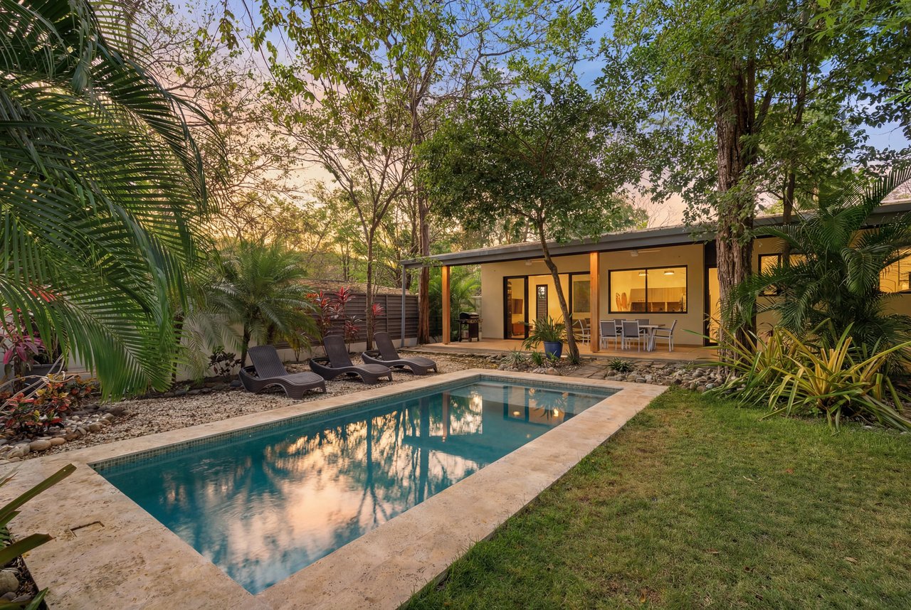 Casa Oasis | Modern Tropical Living Minutes from Tamarindo