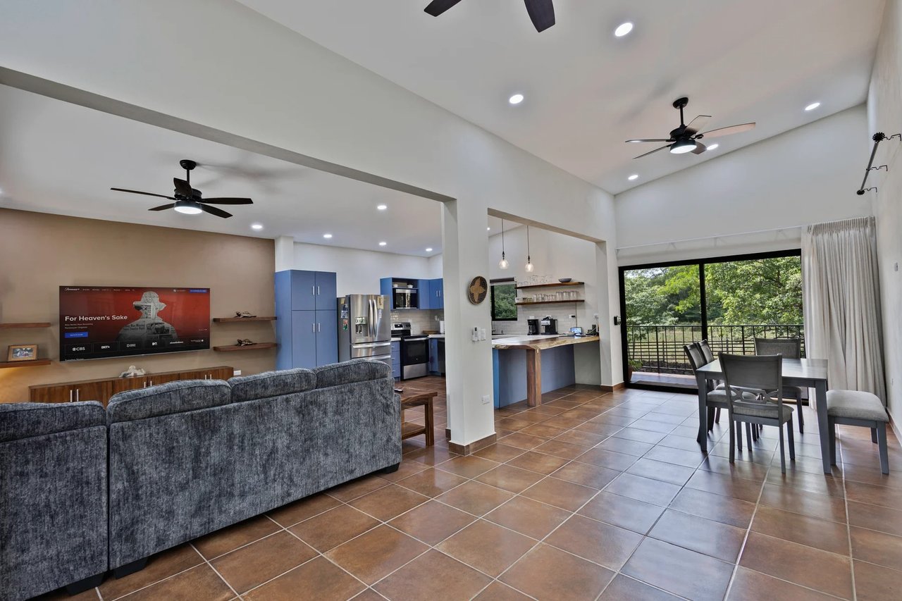 Your Costa Rican Retreat with Room to Grow in Playas del Coco