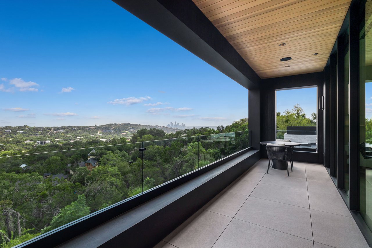 The Pinnacle of Austin Living