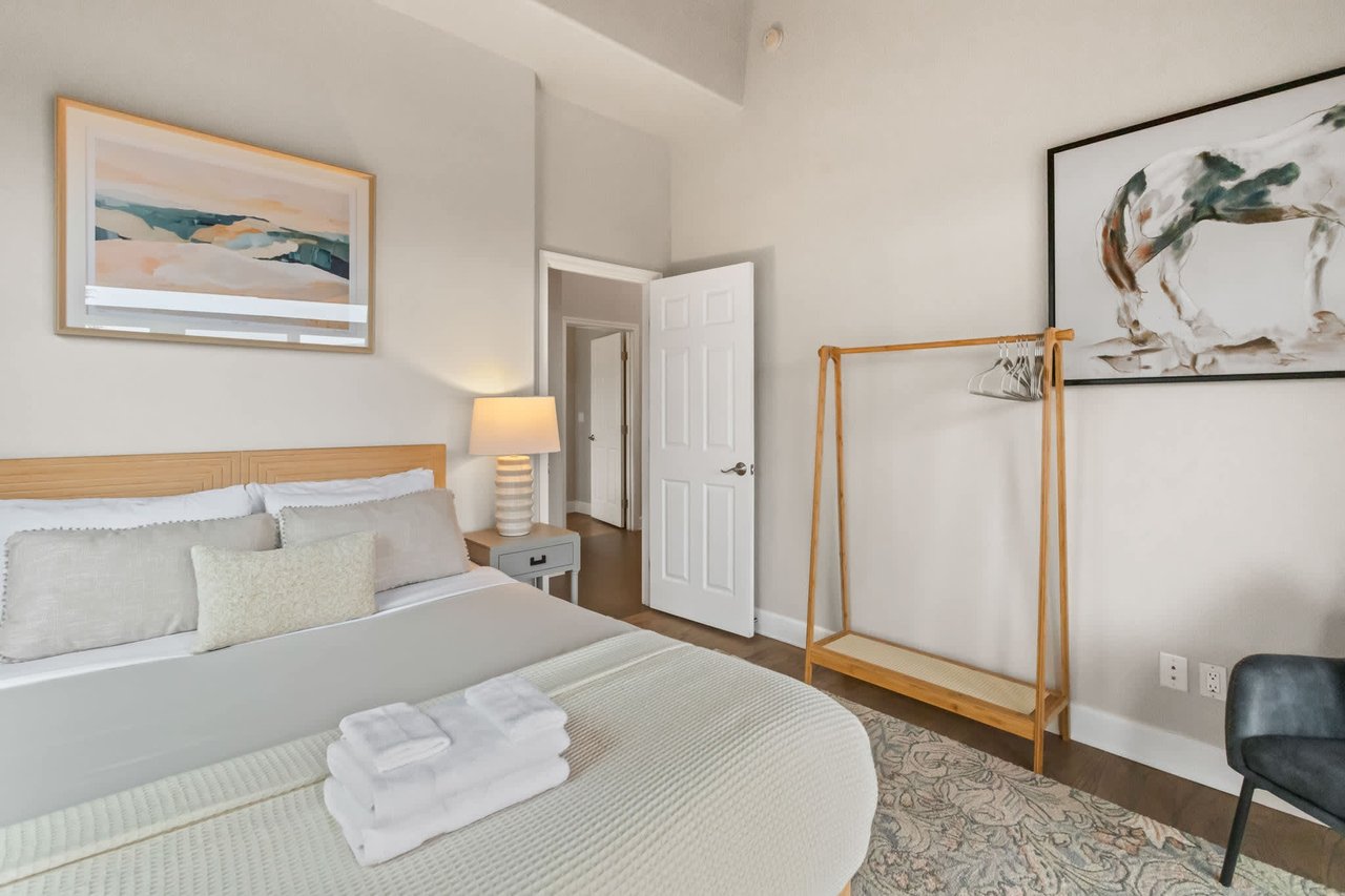 5 Bed, 3 Bath Uptown Sedona-Game Room-Sauna-Cold Plunge-Jacuzzi-Gym