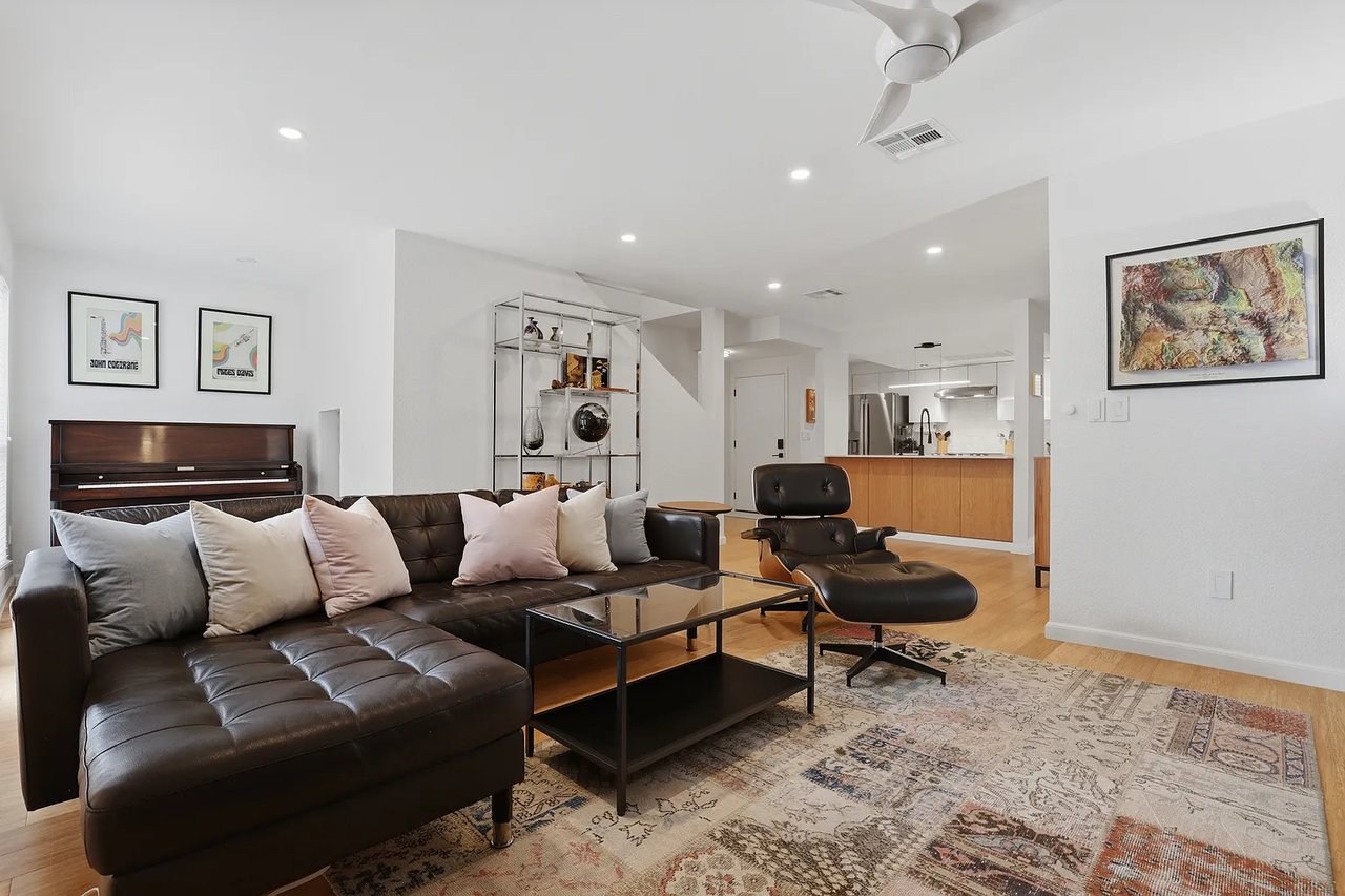 915 NW 7th St, #206