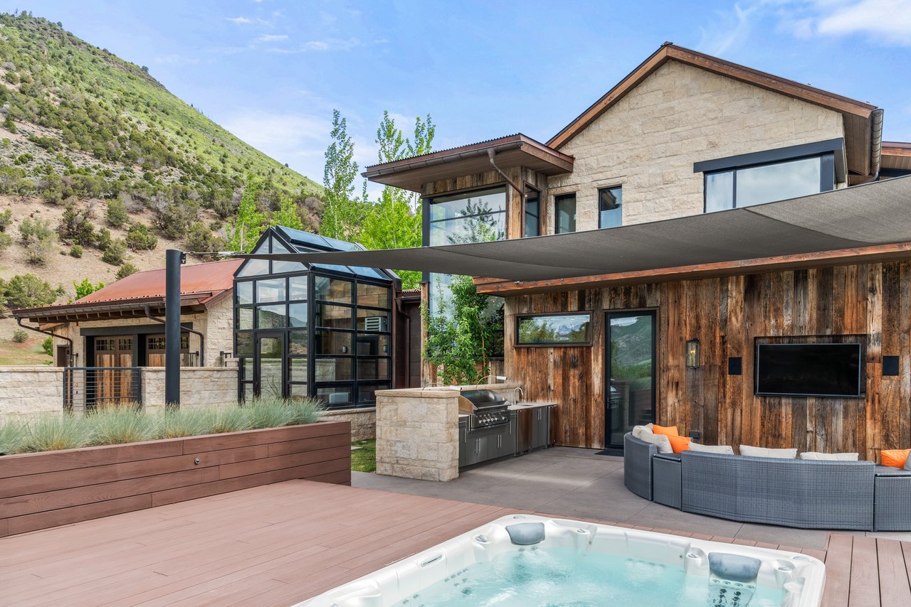 295 Aspen Valley Ranch Road