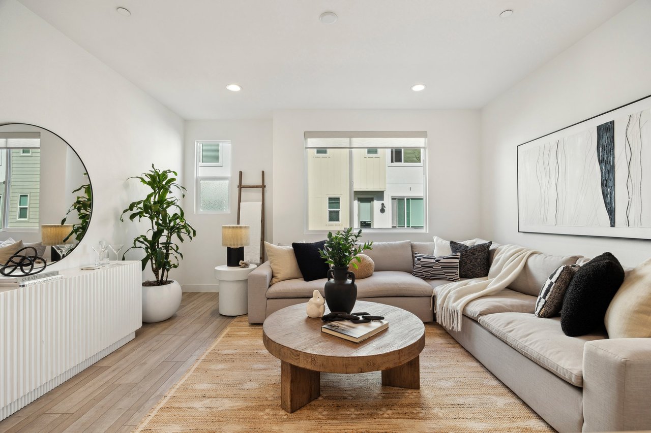 172 Uptown Cir