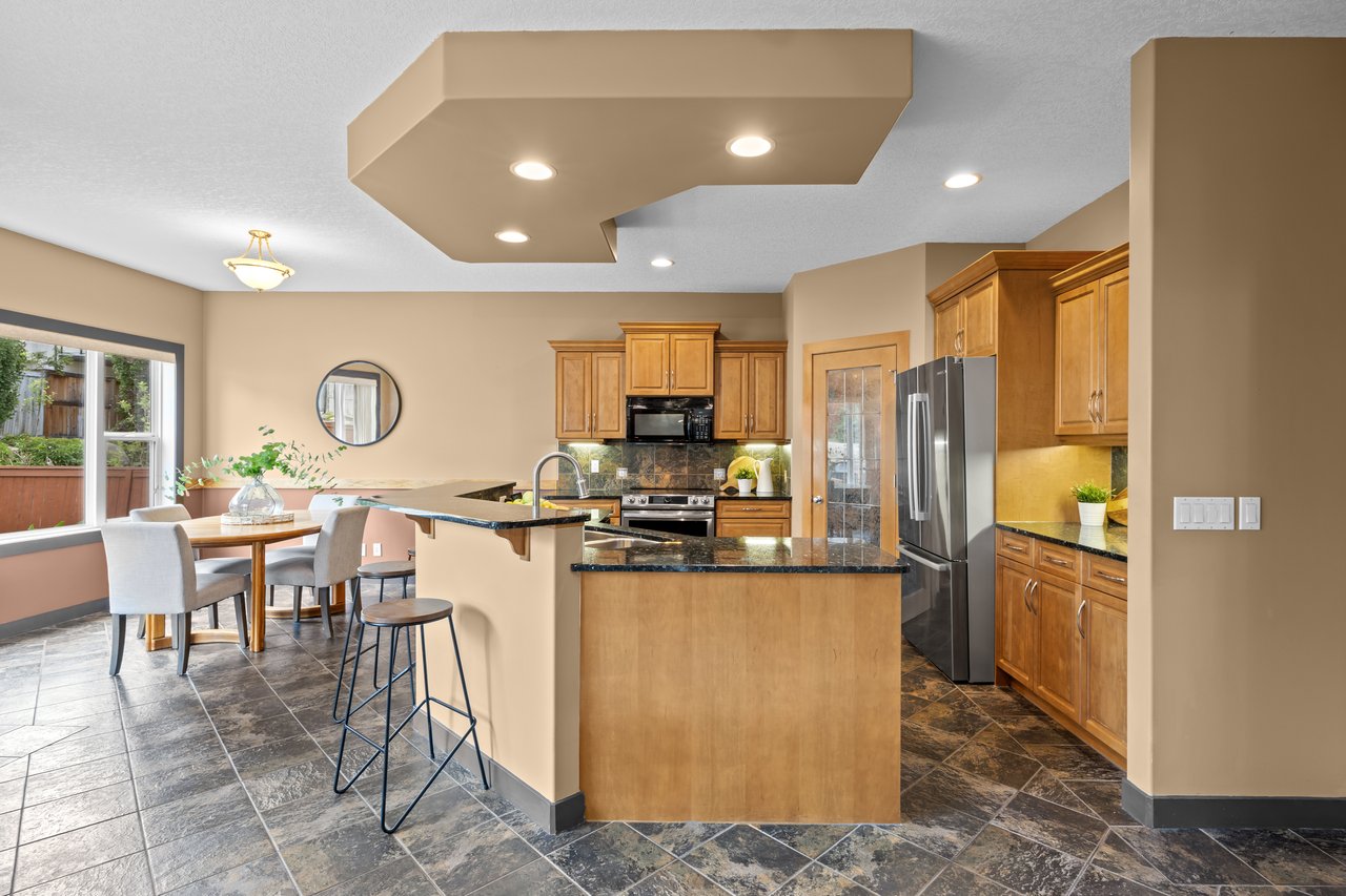 139 Tuscany Ridge Close NW