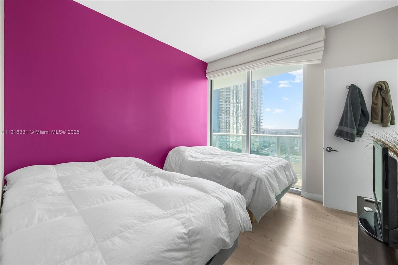900 Biscayne Bay Condo, Unit 2401