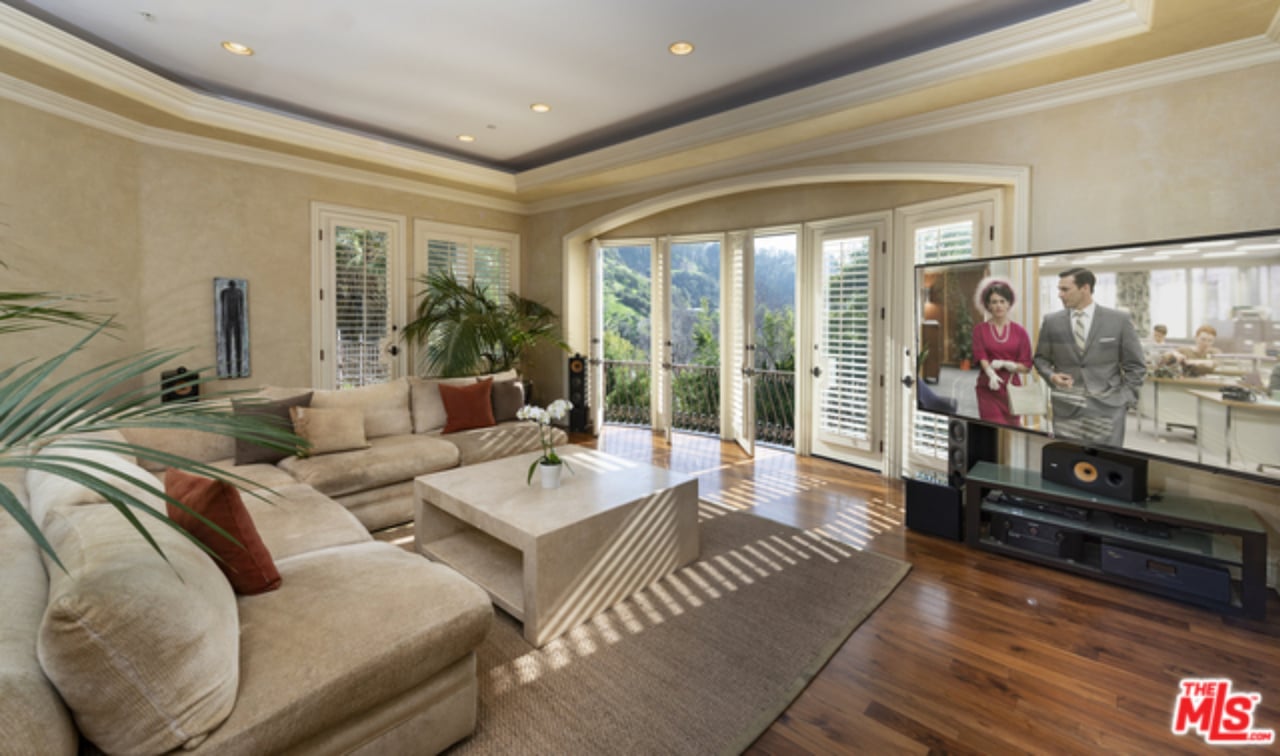 2636 La Cuesta Dr