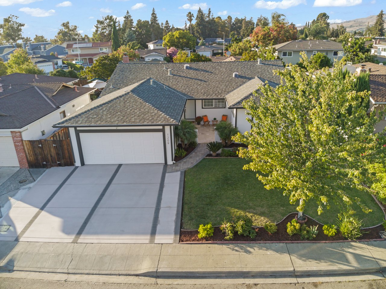 1209 Glacier Drive