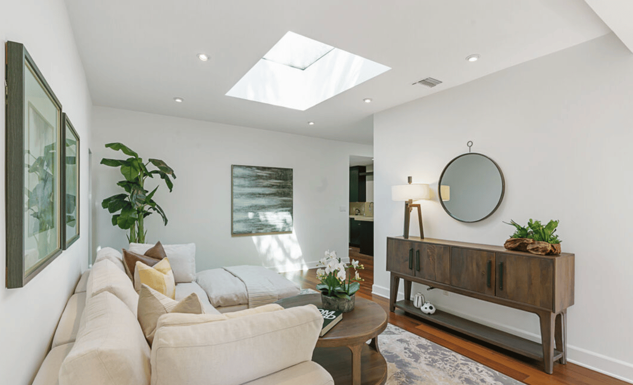 8843 Rosewood Ave, West Hollywood