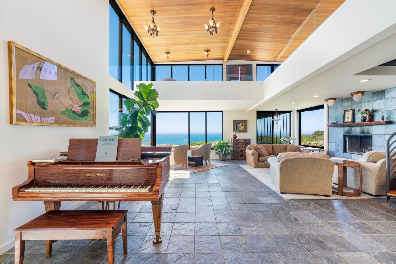 Sea Arches - 7000 S Hwy 1