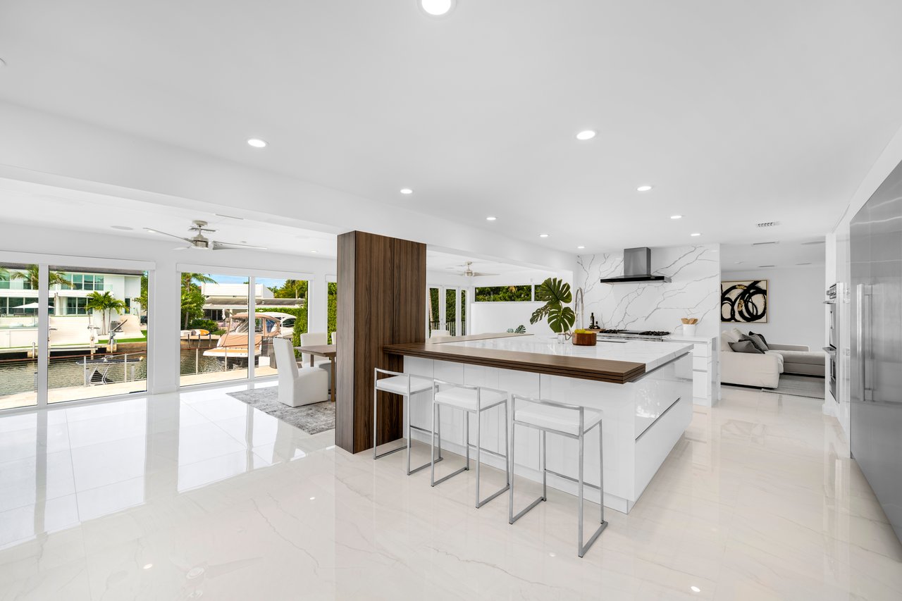 6832 Sunrise Court