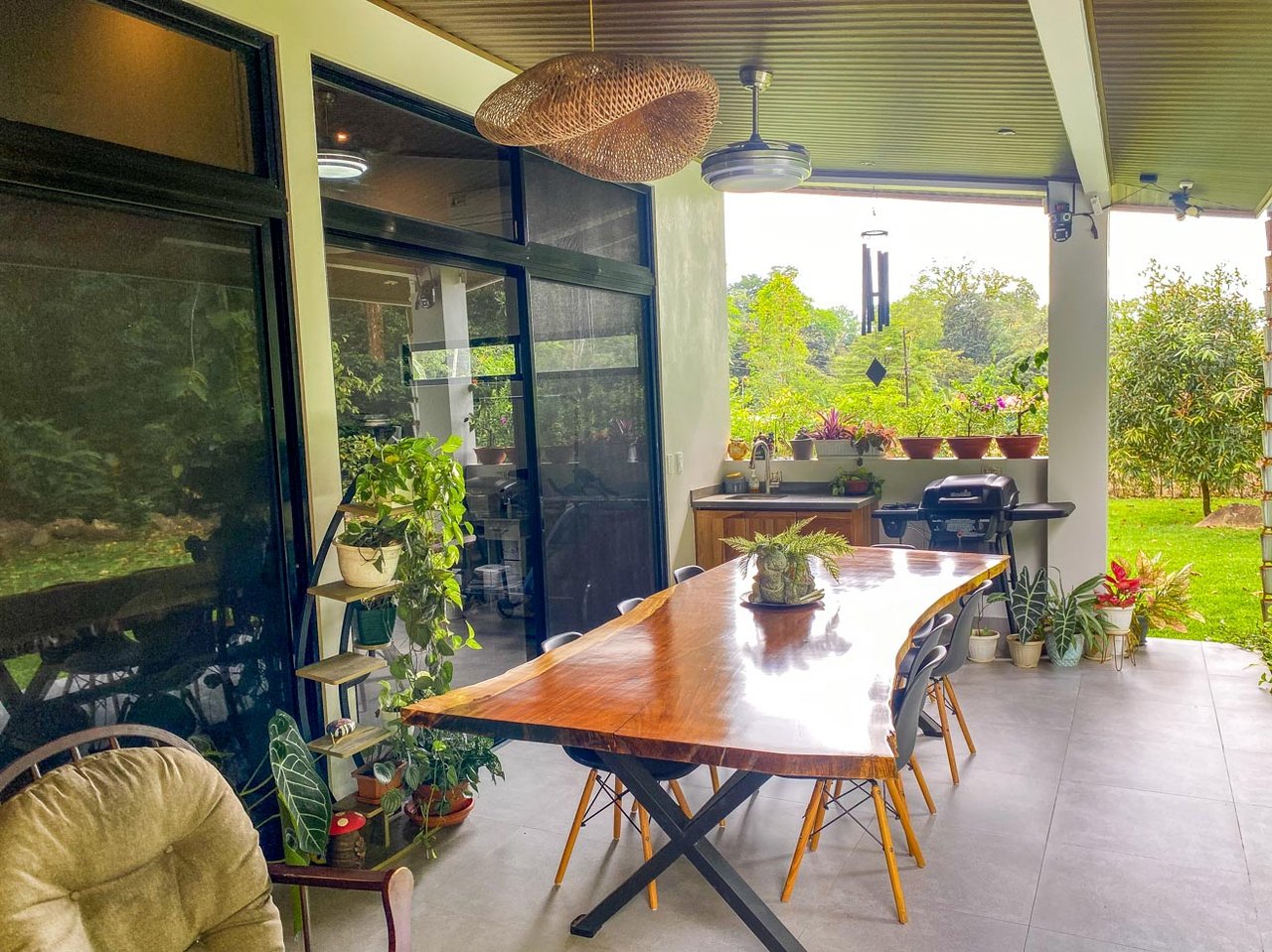 3-Bed Home on Calle Principal Ojochal with River & Jungle