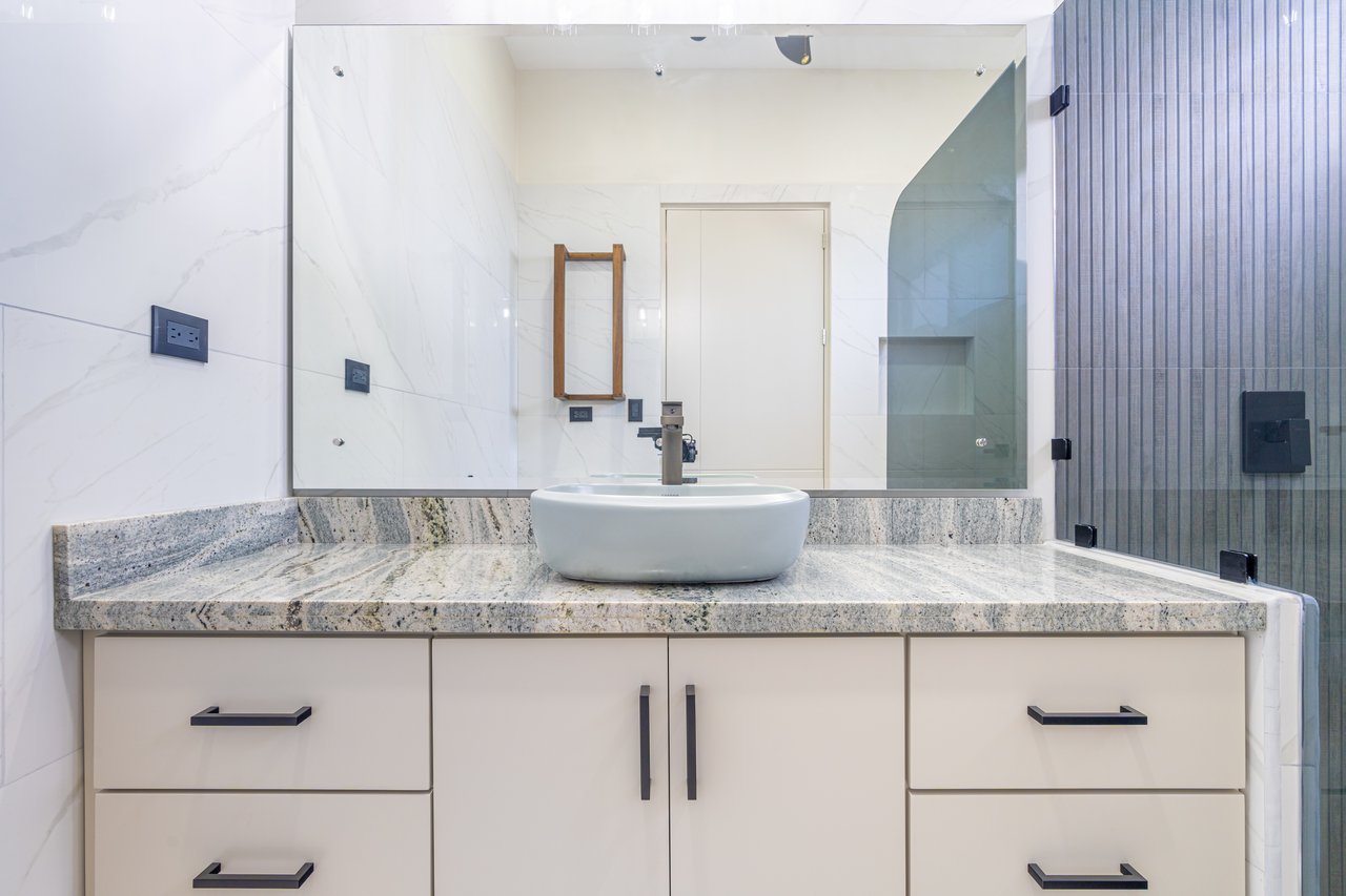 River Bend Estates, 3 Bedroom Masterpiece.