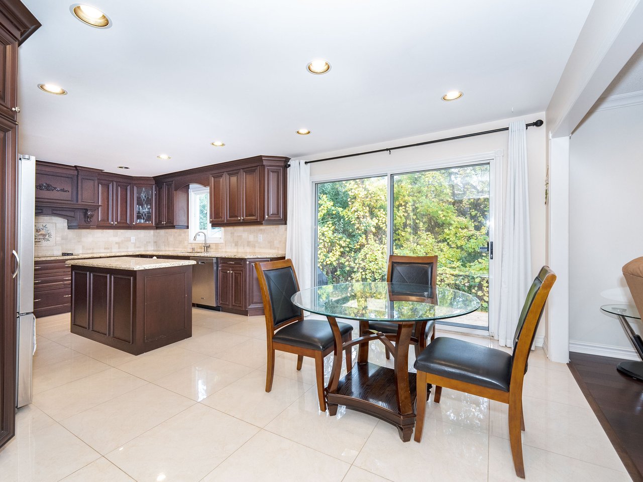 25 Pearl Gate Court