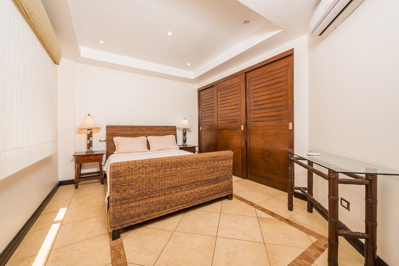 Naxos #8 | Modern Ocean-View Residence Steps from Playa Langosta