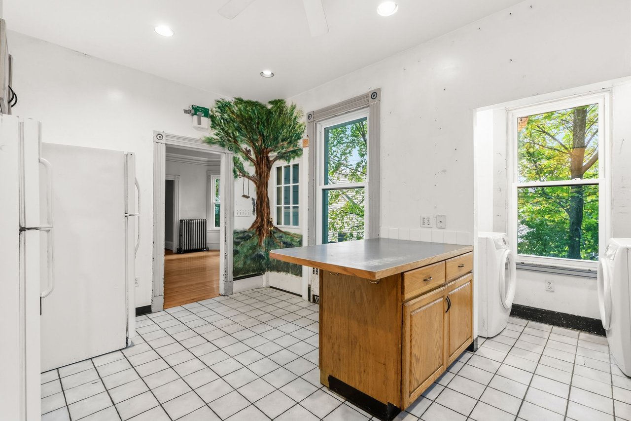 30 Walnut St, Somerville