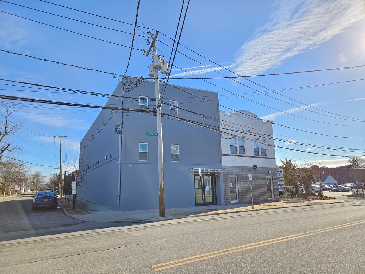 36-50 Lakeville Rd