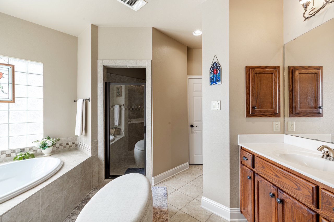 156 Northview Ln, Fredericksburg, TX