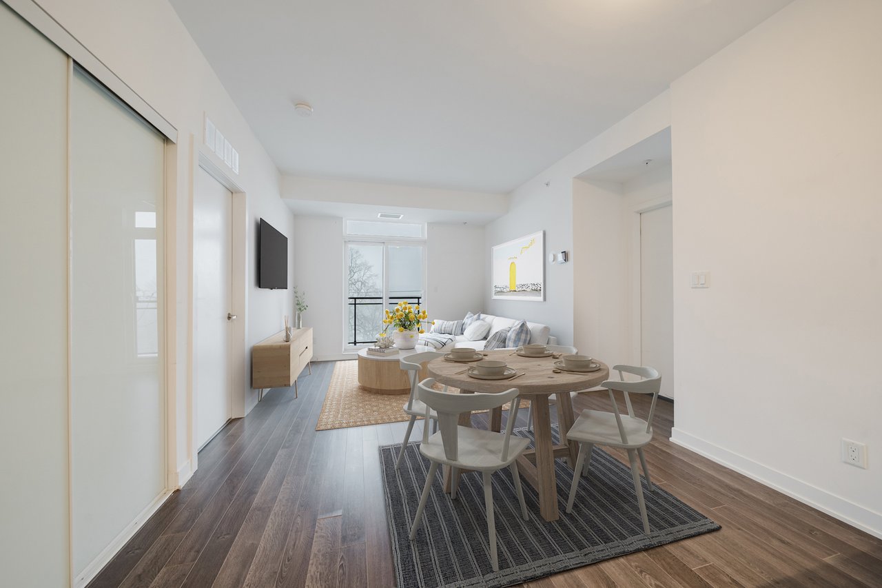 424-3560 St Clair Ave E