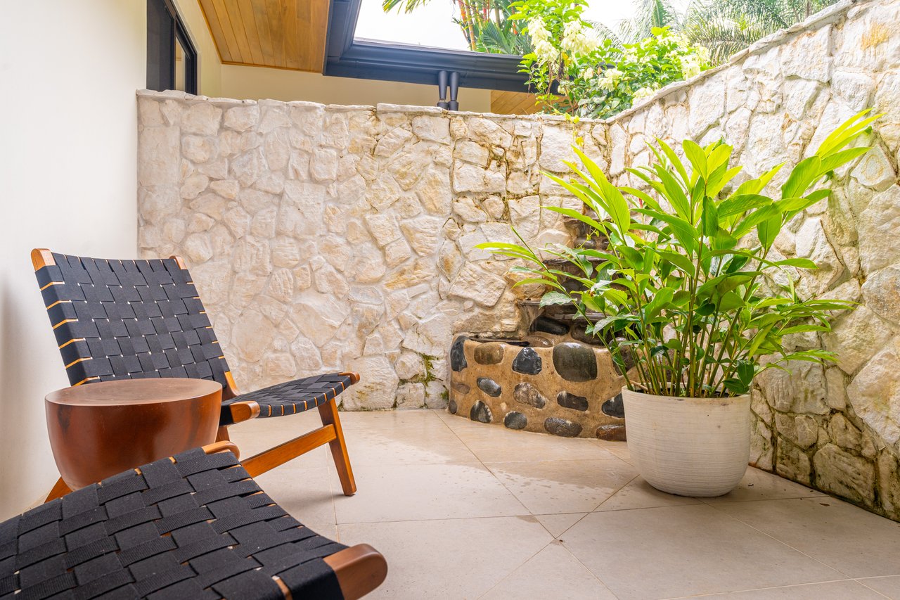 Casa Otra Vida – A Private Jungle Retreat with Ocean Views & Off-Grid Luxury