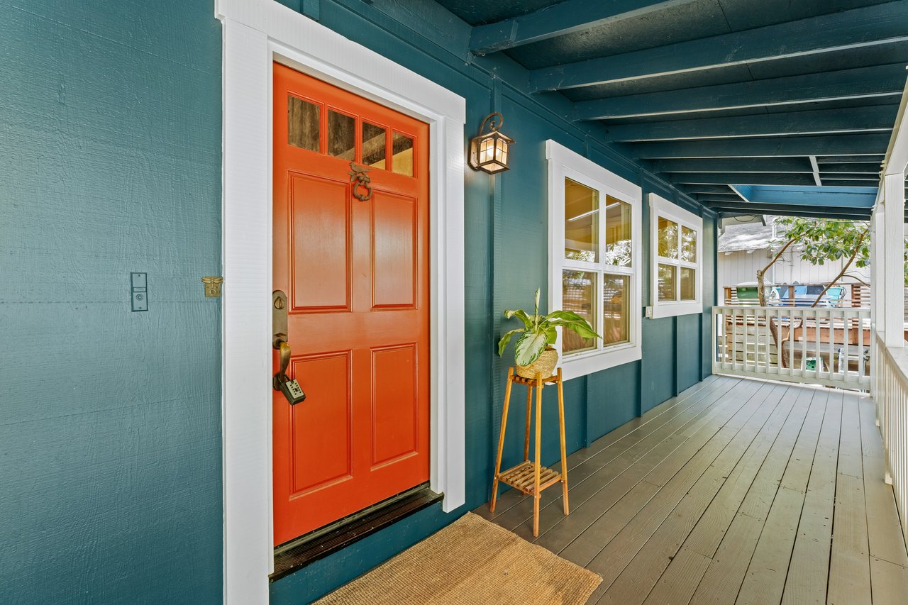 12 Summit AVE
